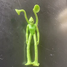 Matchbox Mega Rig Space Shuttle Flying Saucer Astronaut Alien Toy Figure Only 3"