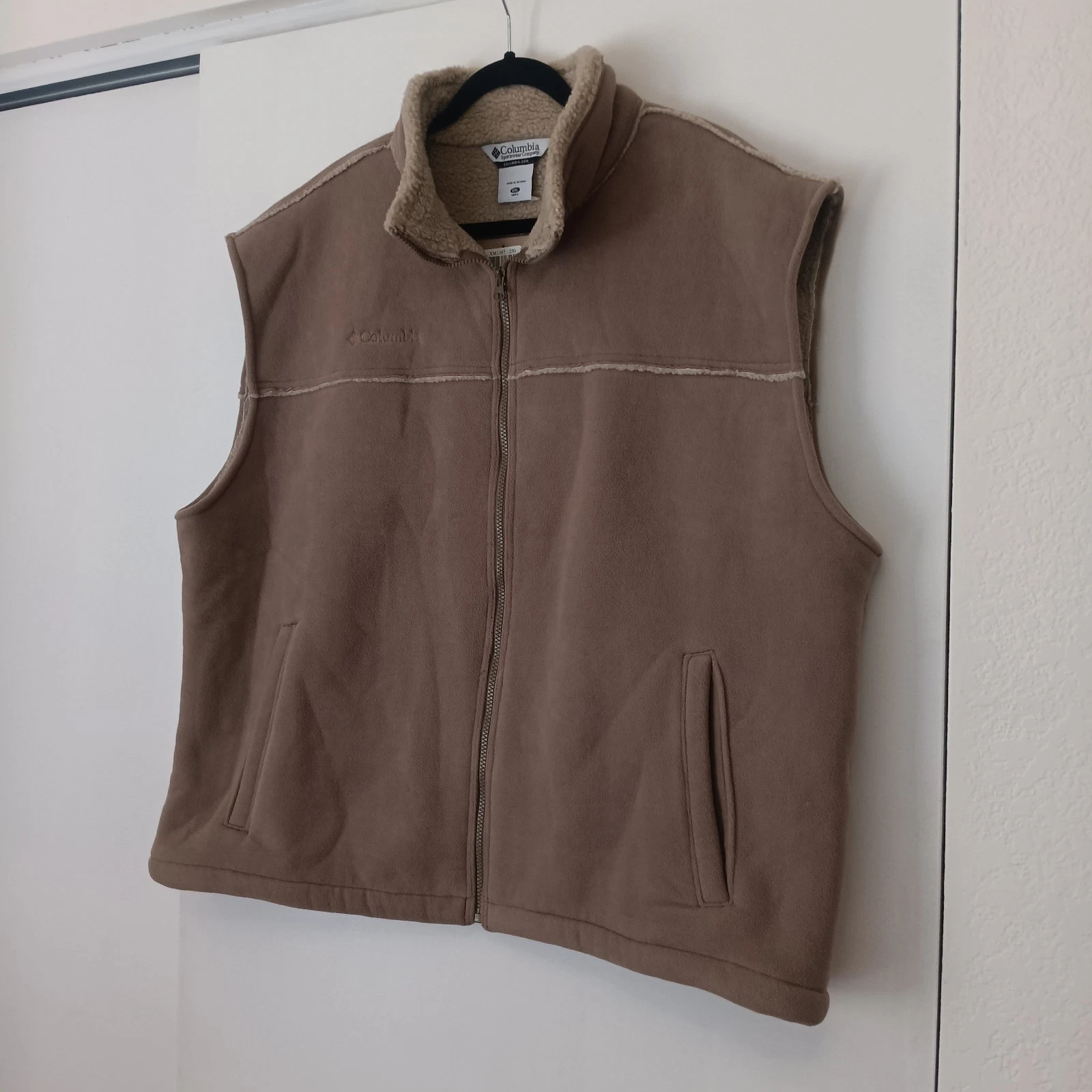 VTG 90 Columbia Khaki Vest Men XXL Retro Y2K Gorpcore NWT Cabincore Streetwear