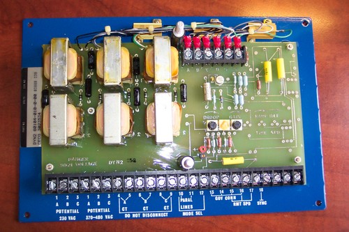 DYN2-80104-10 BARBER COLMAN ISOCHRONOUS GENERATOR GOVERNOR LOAD SHARING CONTROL - Picture 2 of 9