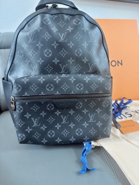 Brand New Louis Vuitton Discovery Backpack Monogram Eclipse w/ 