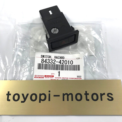 TOYOTA Genuine RAV4 SXA1 Hazard Warning Signal Switch Assy 84332