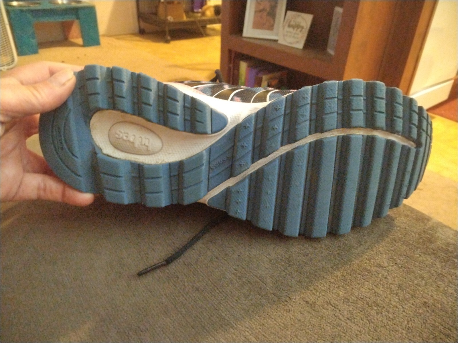 Picture 3 of 6