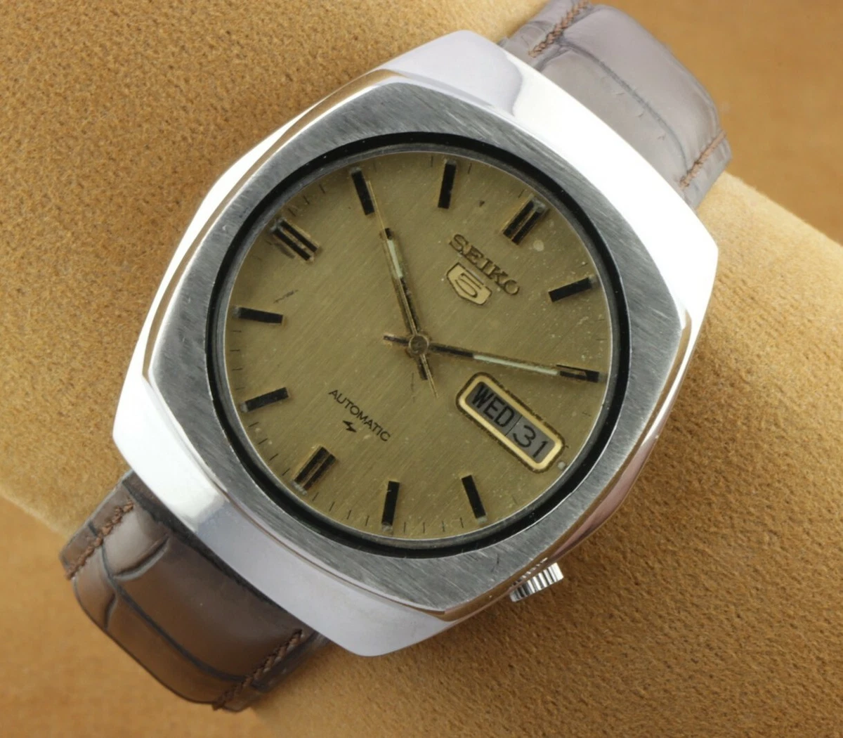 Seiko 7019a clearance