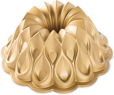 Backform Gugelhupf Nordic Ware Krone Aludruckguss Gold NEU