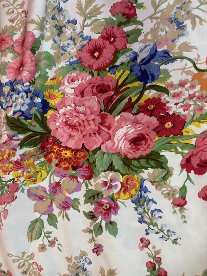 RARO Ralph Lauren Tela Floral 6 Yardas Por 51.5 Ancho Boquet Defectos Menores Foto 2 de 4