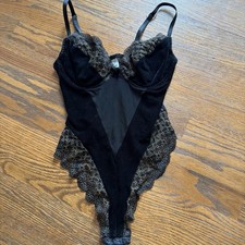 VTG 1998 Rare Y2K Victoria  s Secret Black Gold Velvet Teddy Lingerie Bodysuit34C