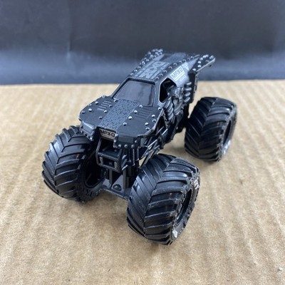 Monster Jam Max-D Monster Truck 1:64, COMB SHIP $1