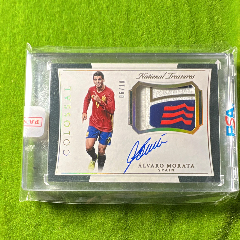 Panini National Treasures 2018 Alvaro Morata Colossal Jersey Auto /10 Gold