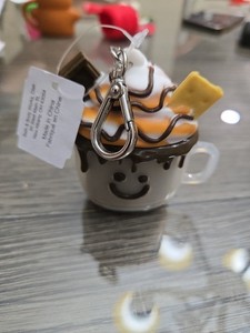 NEW Bath & Body Works Hot Chocolate Happy S’mores Cup Pocketbac Sanitizer Holder