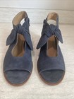 Bernardo Lizzie Women’s Size 8 Block Heel Blue Sandal Open Toe Shoe Bow — photo 2