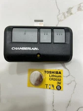 Chamberlain 953ESTD garage opener remote with clip and new battery