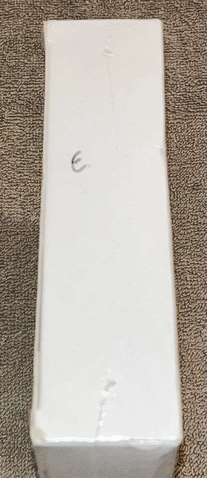 Red Hat Enterprise Linux ES Version 4 NOS Sealed In The Package - Image 4 of 4