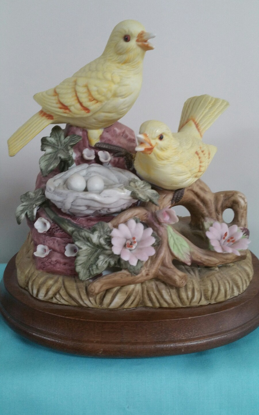 Musical Bird figurine yellow Arnart Inport 1983 ''The way we were '' vintage eBay