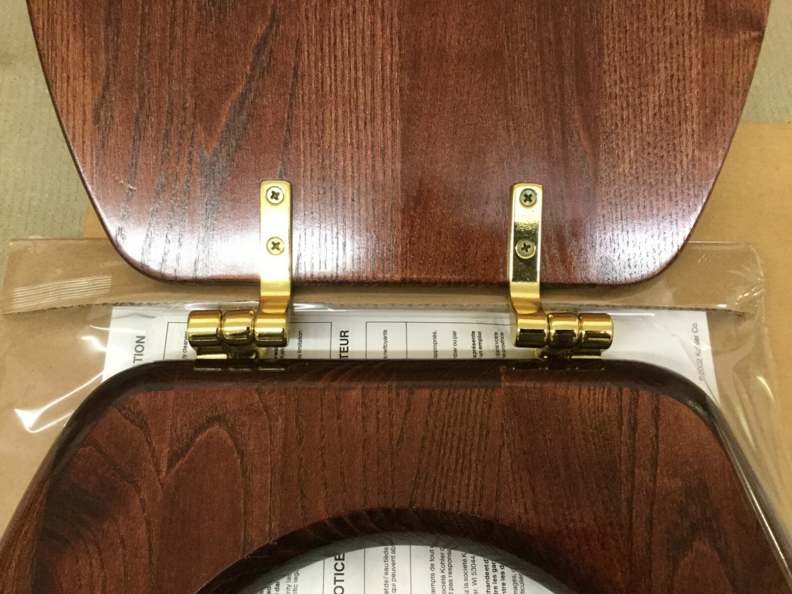 KOHLER K4756BRWD Vintage ROUND toilet seat, BRASS Hinges, MAHOGANY