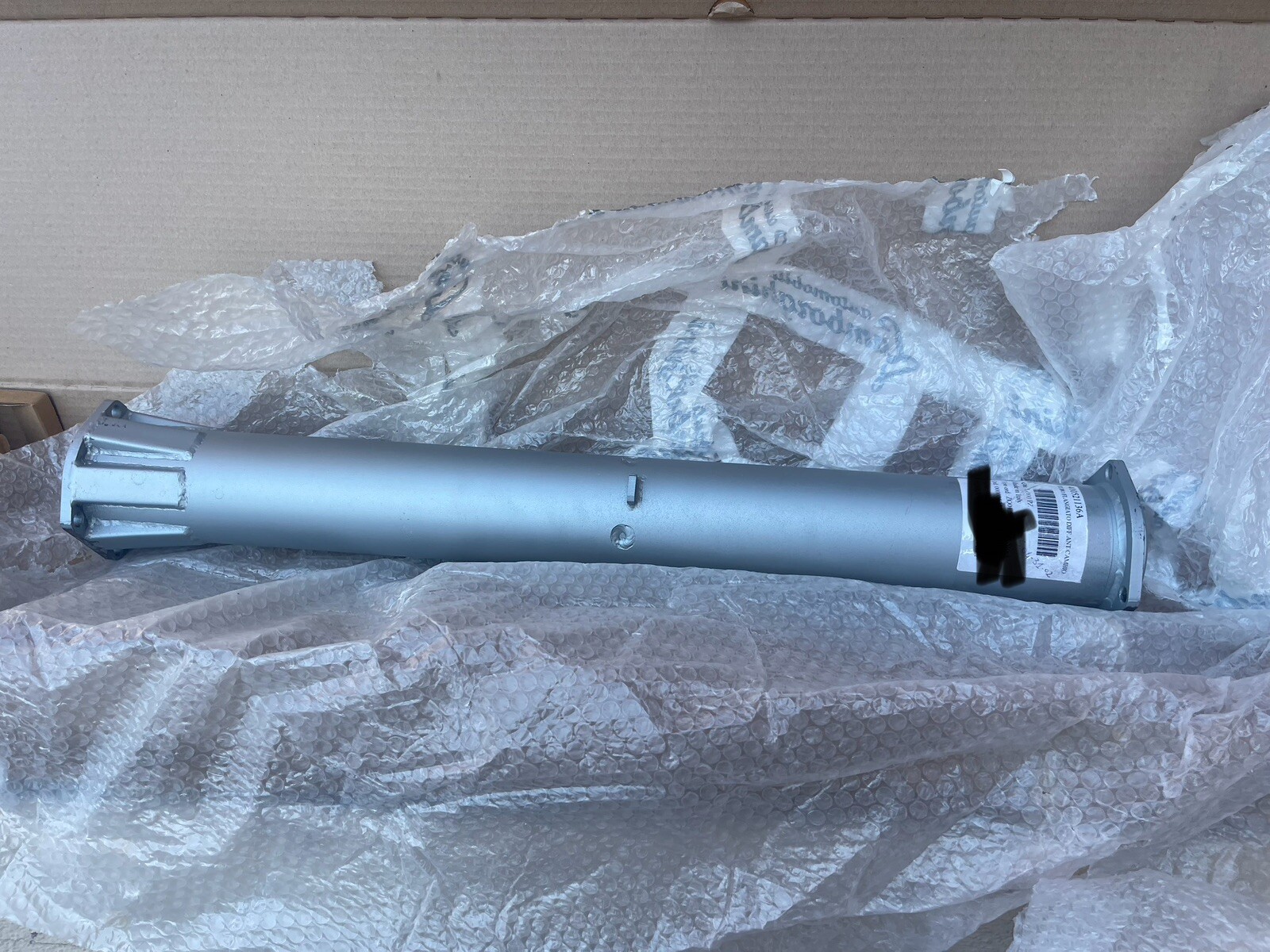 2002 - 2010 LAMBORGHINI MURCIELAGO LP640 FRONT DRIVE SHAFT PIPE ONLY  410521136A
