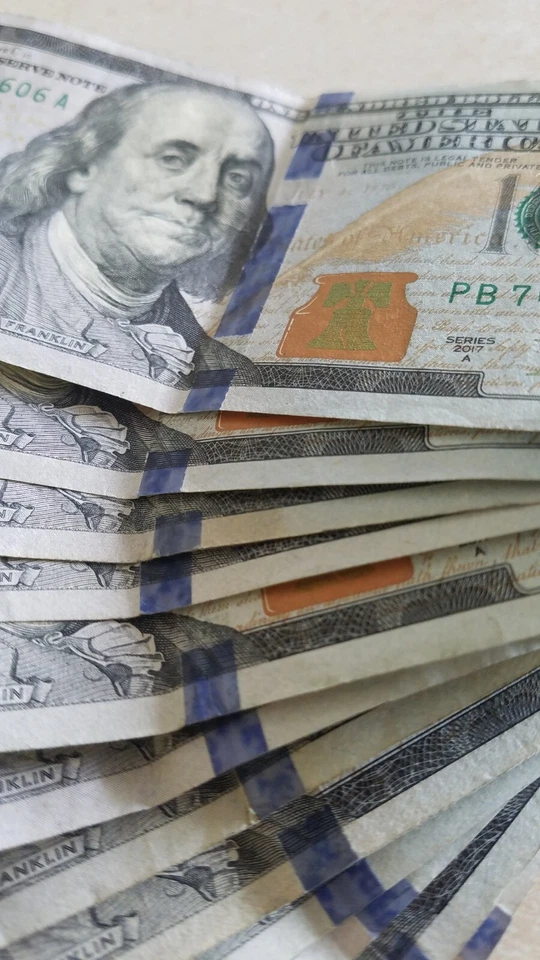 Lot 20x One Hundred ($2000) Dollar Bills Real U.S. Money from Pack. Normal Cash - Image 3 of 4