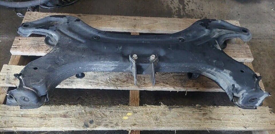 2001-2003 Toyota Prius Front Suspension Crossmember K Member Subframe Cradle - Imagem 3 de 4