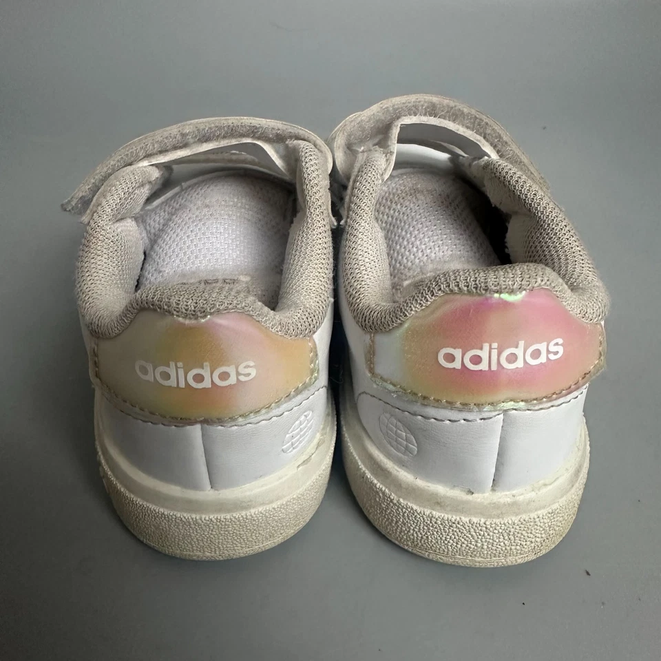 Adidas Grand Court 2.0 CF Zapatillas bajas blancas GY2328 TALLA NIÑO 6k Foto 3 de 4
