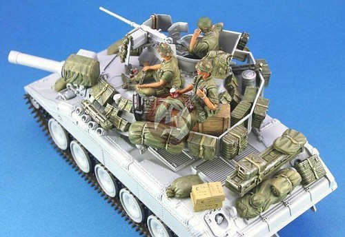 Unpainted 1/35 M551 Sheridan Tank Stowage and Accessories kit no soldiertank