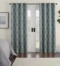 JCP ECLIPSE DRAFT STOPPER AMBIANCE GEO  GROMMET DRAPES PANEL 50" X 84" GREEN