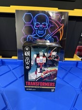 Transformers Generations Age of the Primes Deluxe Class Aerial Fireflight Figure