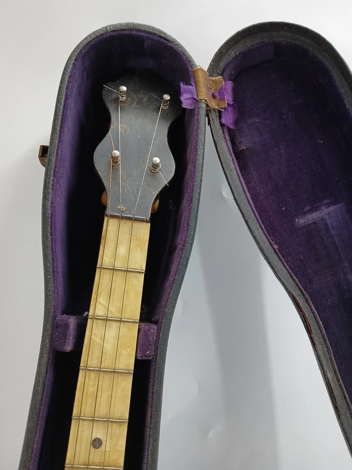 Vintage WORN Banjo Slingerland Maybell Case w Remo Weather King U.S.A. Banjo - Image 4 of 4