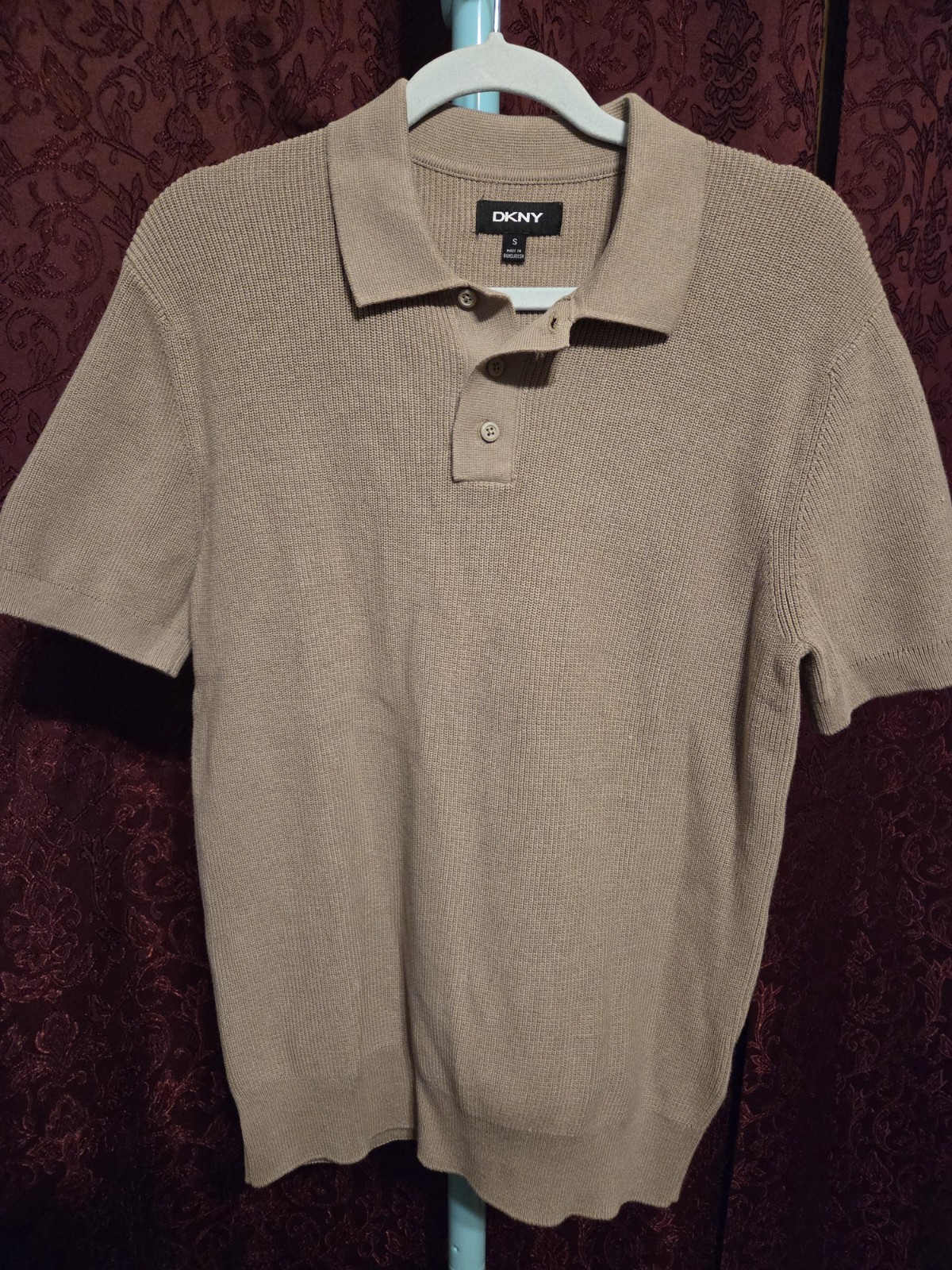 DKNY Men's Polo Knit Sweater Size Large. Beige. NWOT.      #394