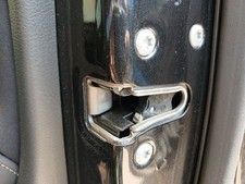 Porte avant et accessoires Infiniti QX30