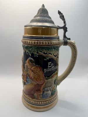 Vintage German Ein Guter Trunk Lidded Beer Stein 2032 Tavern Scene Multicolor