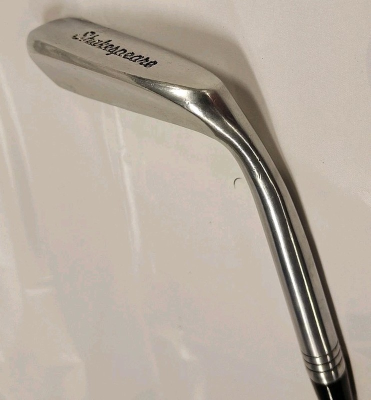 Rare Vintage Gary Player Shakespeare RH Putter.  Fiberglass WonderShaft.