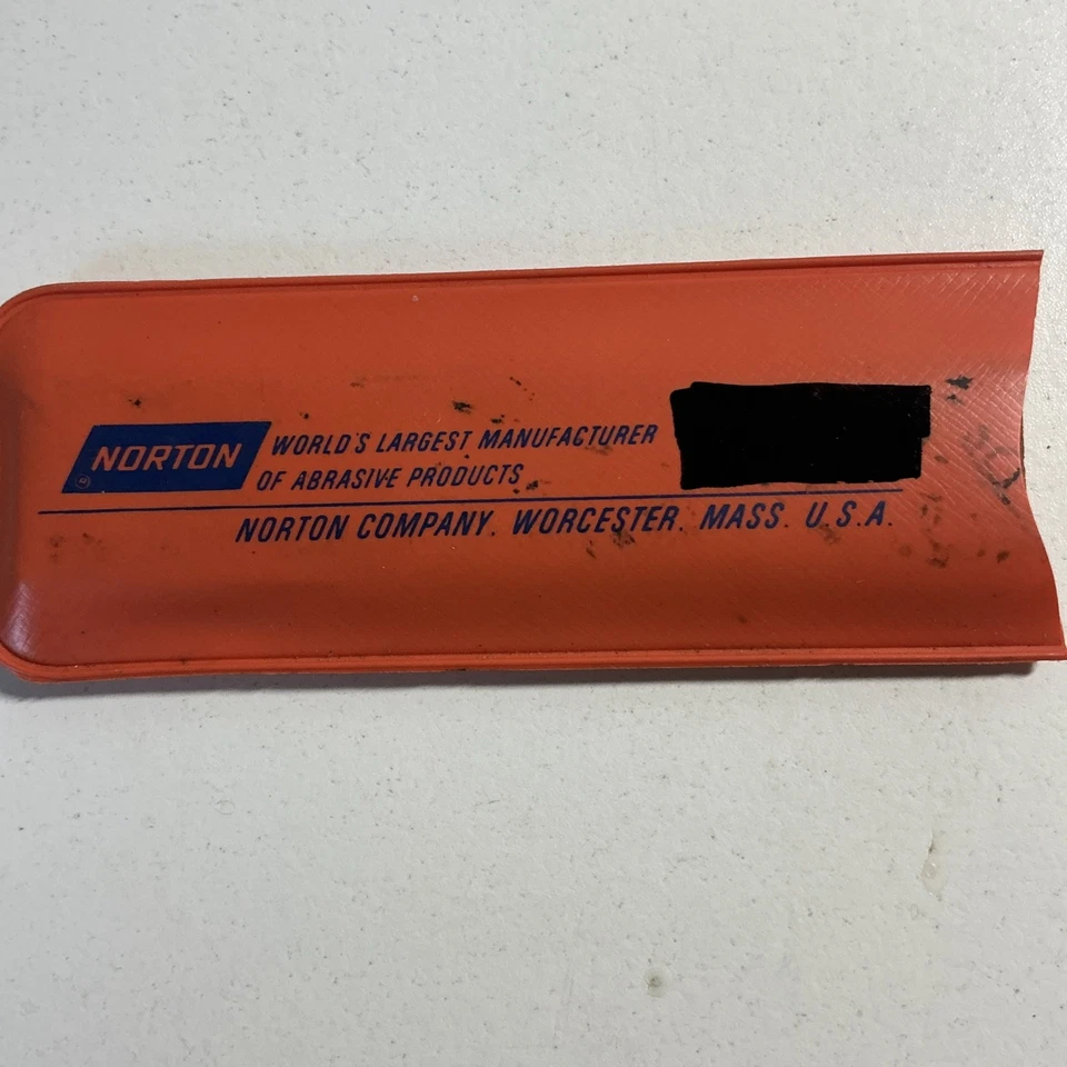 Piedra de afilar Norton 1” x 4” x 0,25” de colección hecha en EE. UU. en estuche de plástico Foto 4 de 4