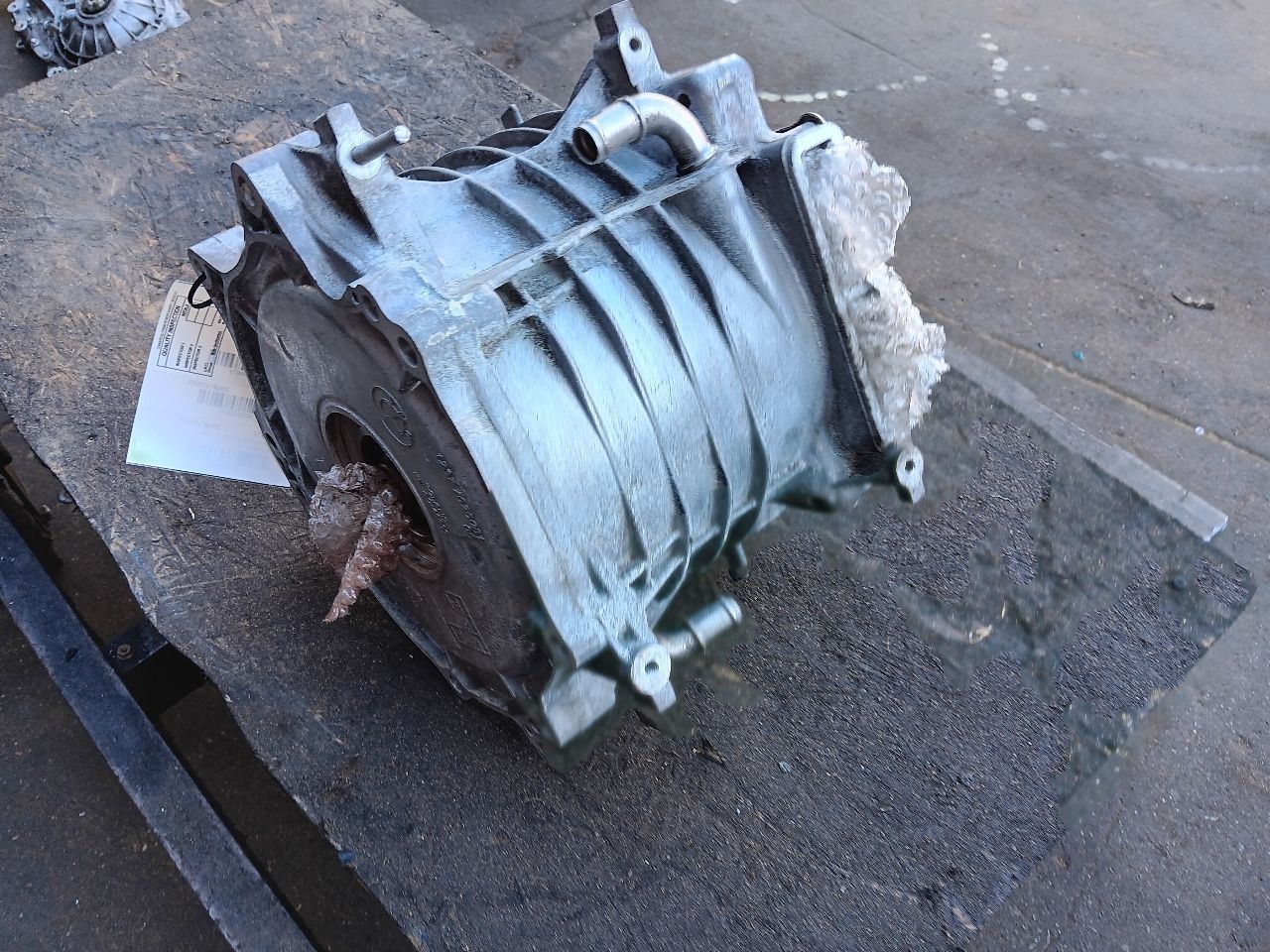 14-19 BMW i8 Front Electric Motor E Drive Generator 12358629048 