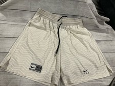 Nike Dri-Fit Swoosh Fly 96 Basketball Shorts Beige DX0557-133 Women's Size L