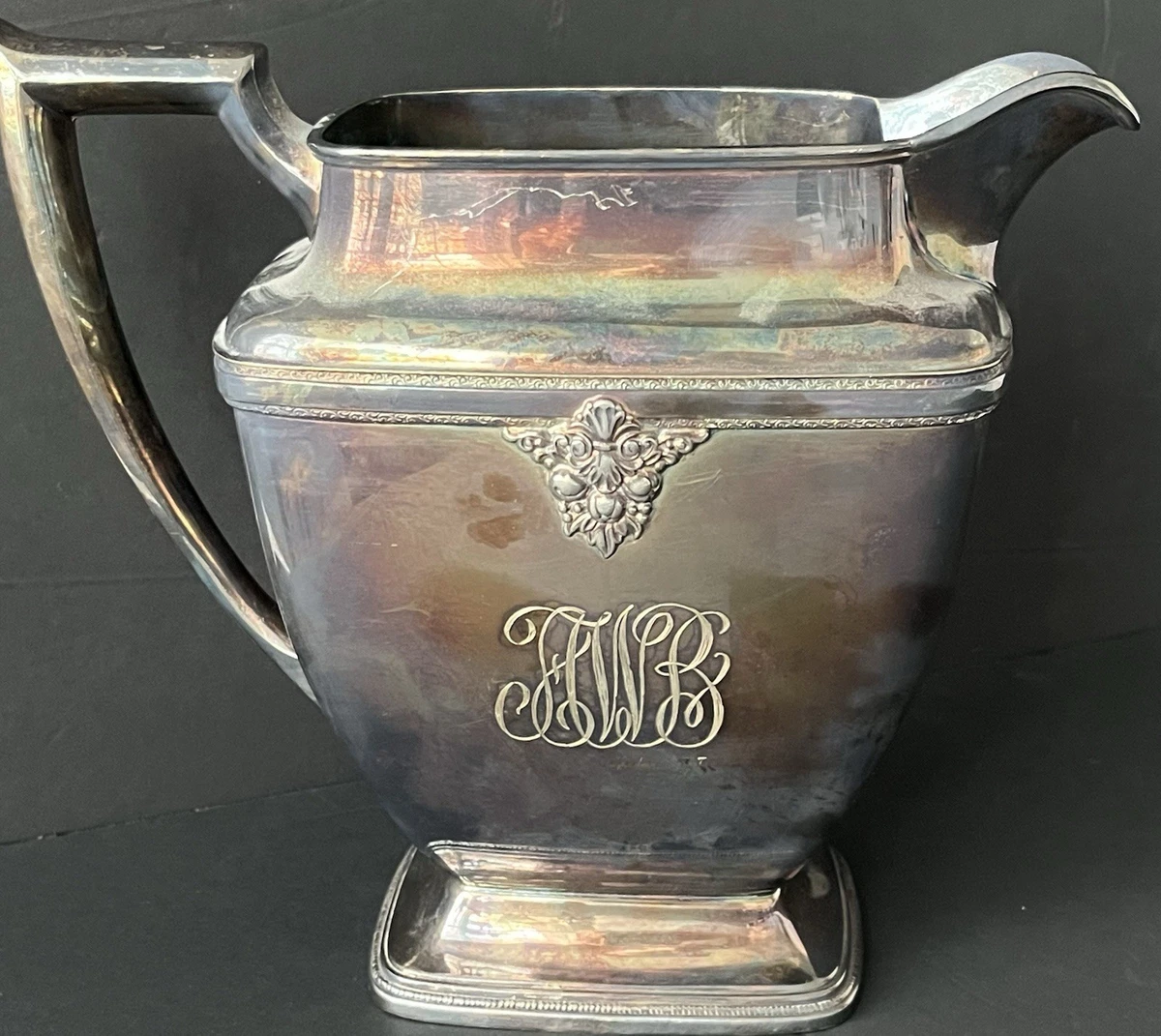 【Rogers & Bro】 ティルティングピッチャー　スタンド 1847 Rogers Bros Antique US Silver-Plated Pitchers & Jugs for sale