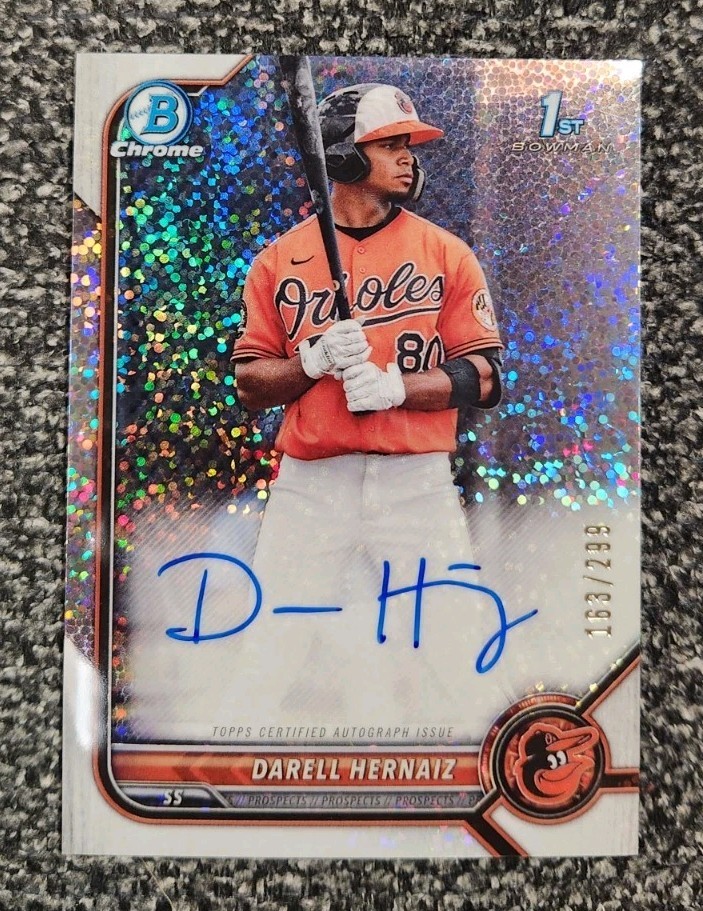 2022 Bowman Chrome Darell Hernaiz Auto 1st RC Speckle Refractor /299 #CPA-DHZ