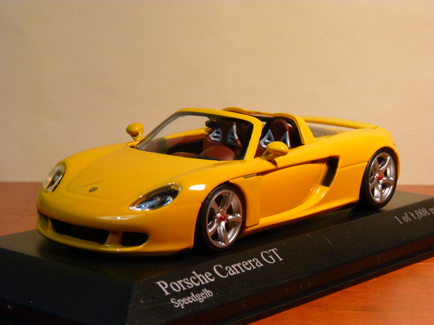 PORSCHE CARRERA GT - 1 43 - MINICHAMPS PORSCHE CARRERA GT - 1 43 - MINICHAMPS