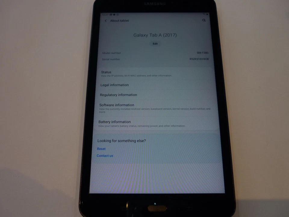 SAMSUNG GALAXY TAB A 2017 (SM-T380) BLACK 16GB 8" WIFI WITH SLIGHT FAULT ! - Image 3 of 4