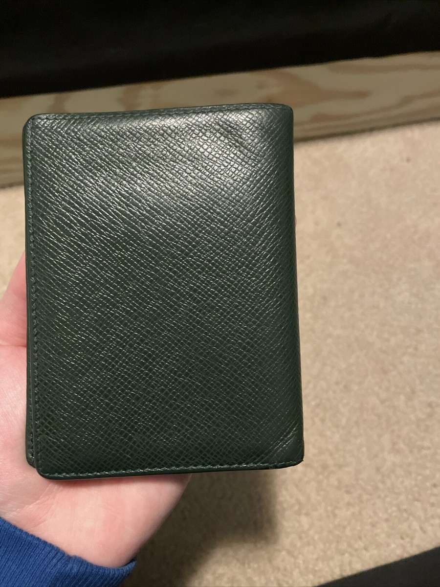 Louis Vuitton Taiga Leather Green Compact Bifold Wallet | eBay Louis Vuitton Taiga Leather Green Compact Bifold Wallet | eBay
