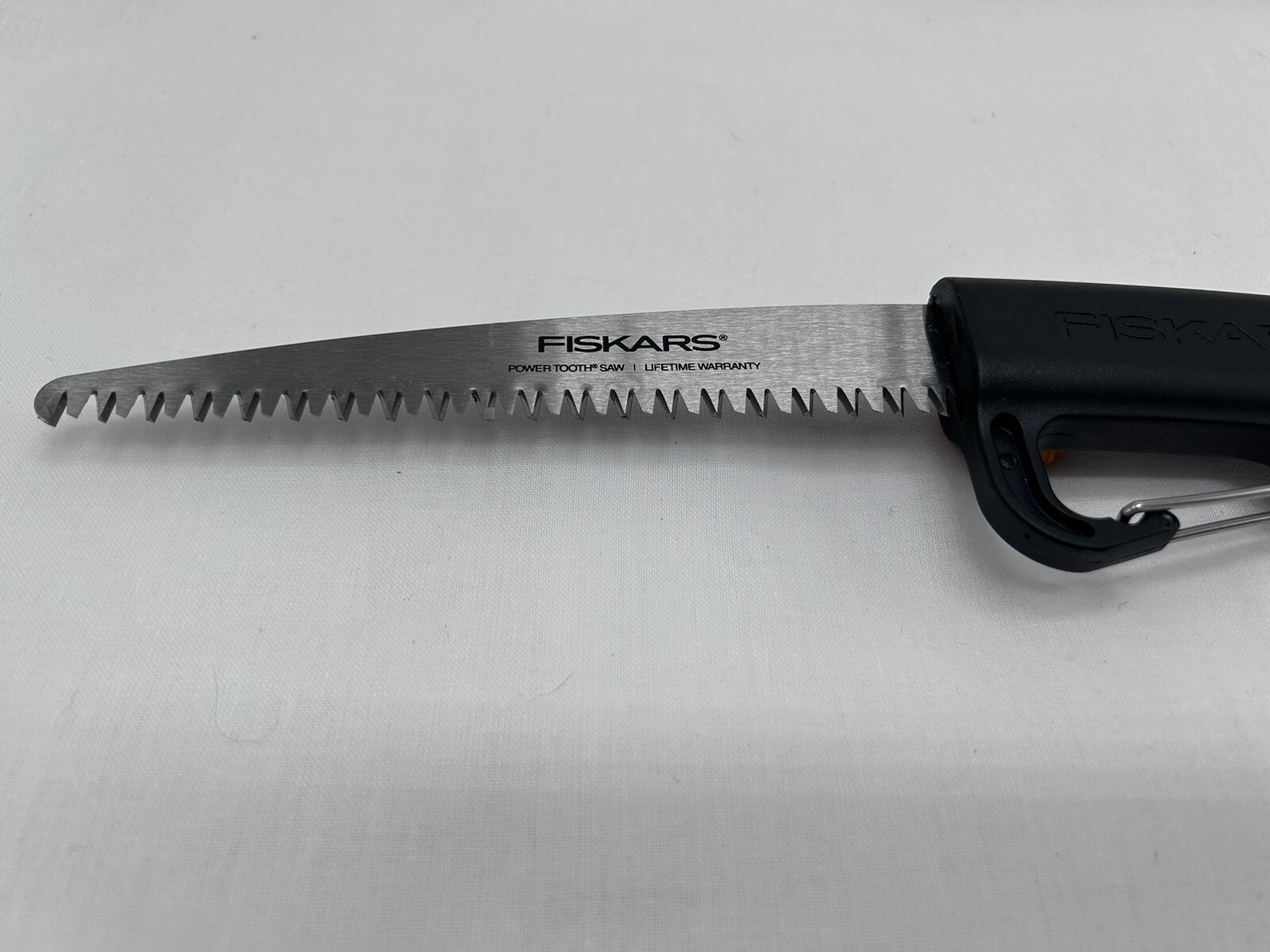 Fiskars EA1118 Pruning Saw Tree and Shrub Retractable Sliding 6" Blade