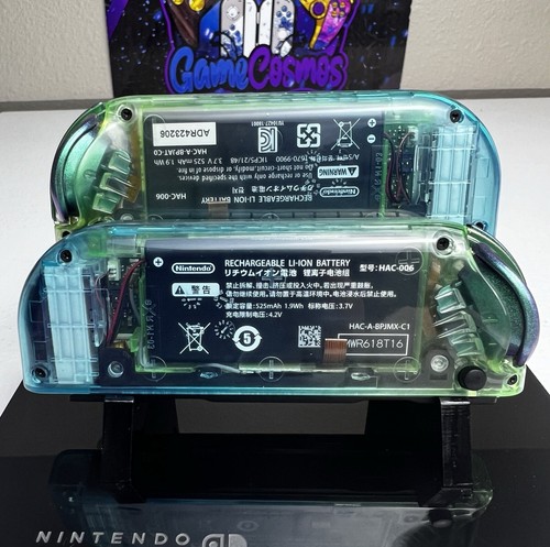 Two-Tone Glossy Gradient - Green & Blue - Custom Joycons for the Nintendo Switch - Picture 5 of 5