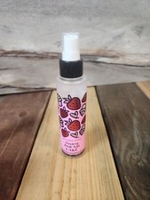 Bath  Body Works Strawberry Pound Cake Diamond Shimmer Mist Body Spray 4.9 oz