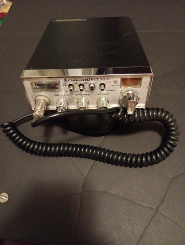 Vintage Cobra CB Radio Model 25LTD Classic Multiple Channels READ COMPLETE AD