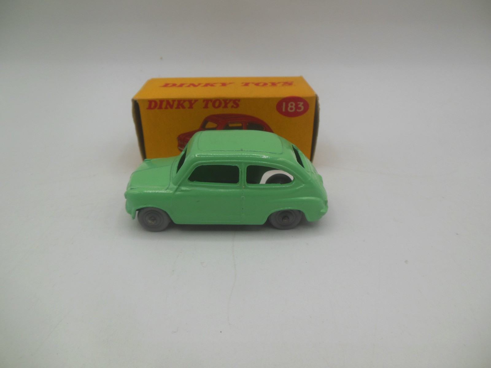 Dinky 183, Fiat 600 - Free Price Guide & Review