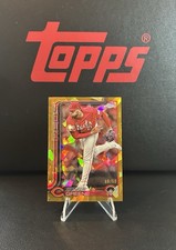 2025 Topps Chrome - Hunter Greene #91 Gold Sapphire Refractor /50