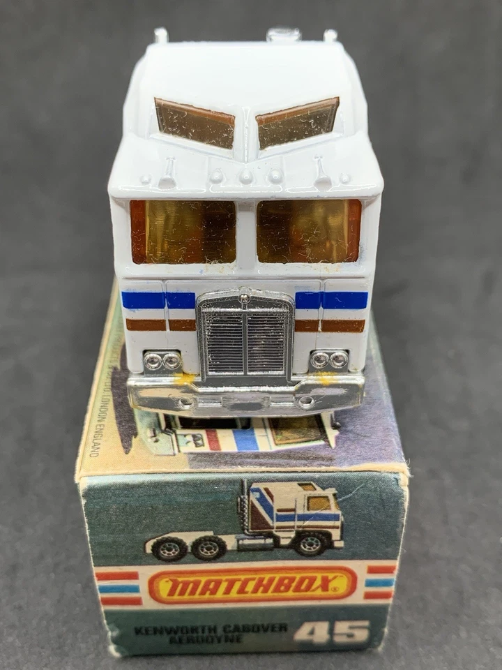 Matchbox Superfast MB45-C1: Kenworth Cabover Aerodyne in type L box - Image 3 of 4