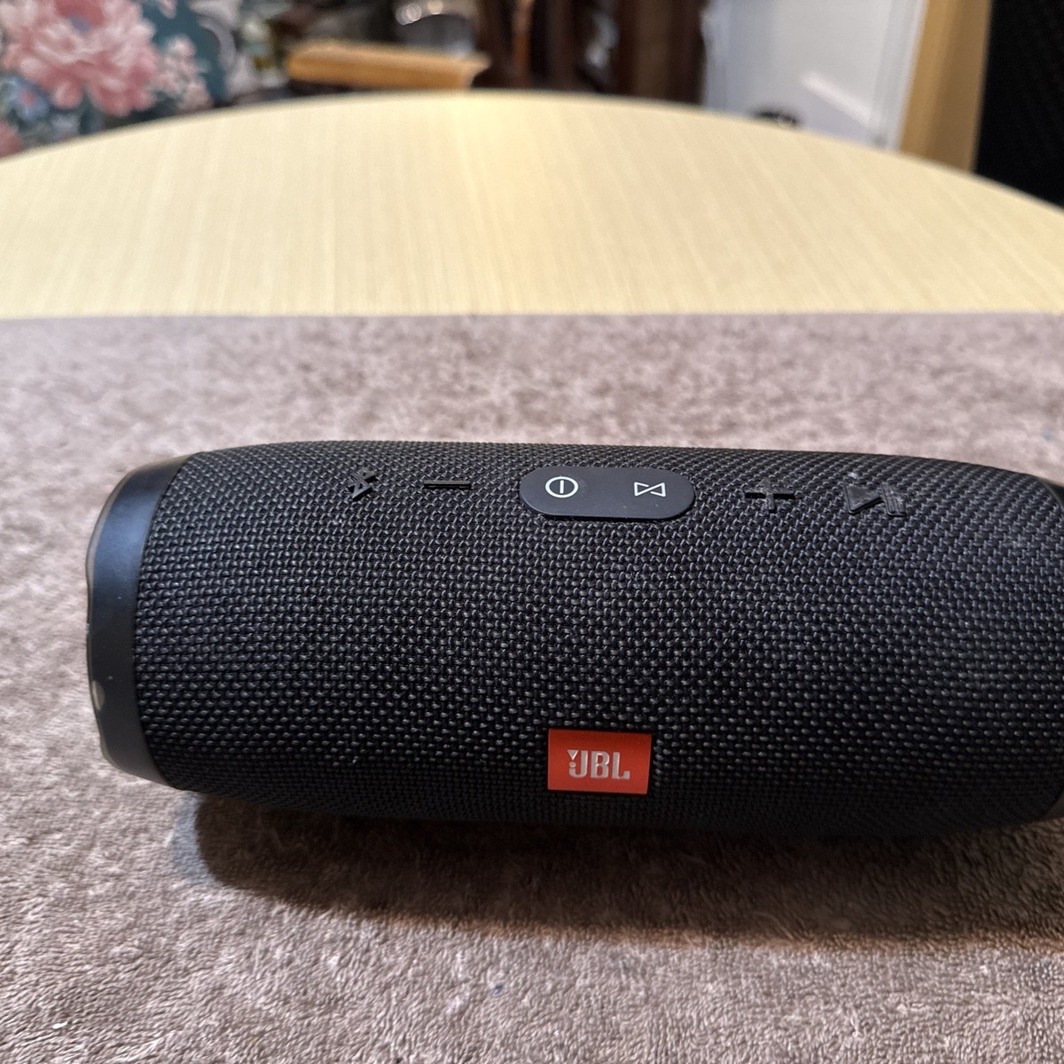 JBL ワイヤレススピーカー CHARGE3 ブラック CHARGE3 JBLCHARGE3 黒