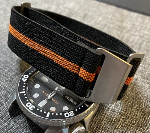 French Marine Nationale Watch Strap / Black-Orange / Stainless Steel / 20/22mm - Picture 4 of 6