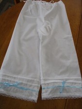 Girls sz 7 Victorian cotton bloomers w/ lace and Lt Blue ribbon trim