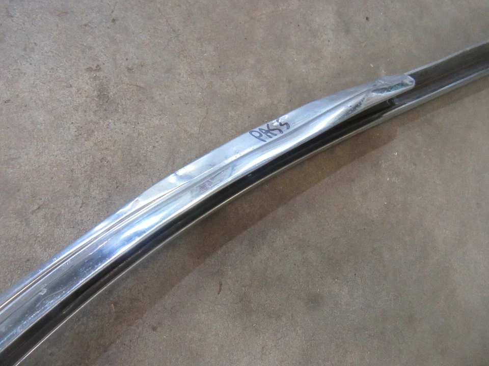 Ford Crestline 1952 1953 2 puertas techo rígido cuarto ventana moldura pieza P Foto 3 de 4