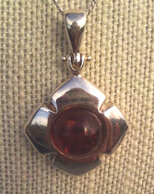 AUSGEFALLENER RUNDER CABOCHON BERNSTEIN ANHÄNGER STERLINGSILBER 12 mm 
